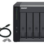 QNAP TR 004 HDD/SSD enclosure 2.5 inch / 3.5 inch Black