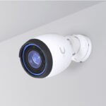UBIQUITI NETWORKS UniFi G5 Professional IP Security Camera Indoor & Outdoor Wired Ceiling/Wall/Pole White