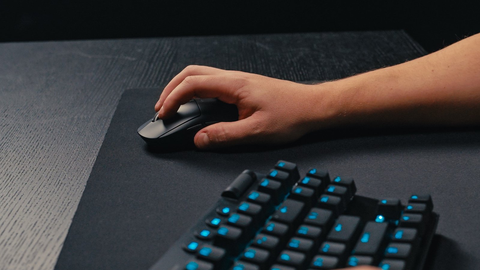 otZwAKi0wkarmAar4eL3IA.r.jpg LOGITECH G PRO X Superlight 2 Black Wireless 32000DPI - Image 1